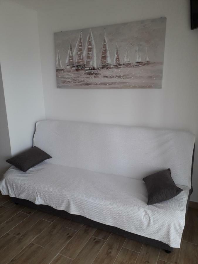 Apartmani Matko Betina  Buitenkant foto